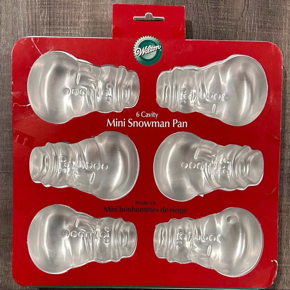New Wilton Mini Snowman Baking Pan